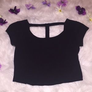 Black crop top❤️